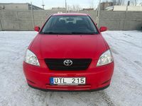 Begagnad Toyota Corolla 97 HK (71 kW) 2003 Röd Halvkombi