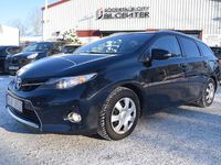 Begagnad Toyota Auris Touring Sports Active 132 HK (97 kW) 2013 Svart met Kombi