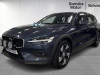 Begagnad Volvo V60 CC Momentum 200 HK (147 kW) 2022 Blå Kombi