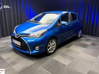 Begagnad Toyota Yaris Hybrid Active 101 HK (74 kW) 2016 Blå