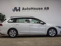 Begagnad VW Golf VIII 150 HK (110 kW) 2023 Vit Kombi
