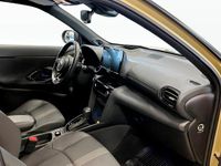 Begagnad Toyota Yaris 2024 Gul Halvkombi