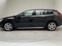 Begagnad Volvo V60 Summum 115 HK (84 kW) 2012 Svart Kombi