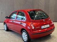 Begagnad Nissan Micra 65 HK (47 kW) 2006 Röd Halvkombi