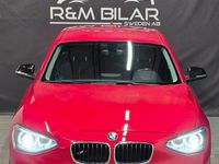 Begagnad BMW 118 143 HK (105 kW) 2012 Röd Halvkombi