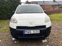 Begagnad Peugeot Partner 90 HK (66 kW) 2012 Vit Minibuss