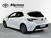 Begagnad Toyota Corolla Hybrid Style 124 HK (91 kW) 2020 Vit Halvkombi