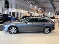 Begagnad Volvo V90 Momentum 190 HK (139 kW) 2018 Grå metallic Kombi