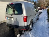 Begagnad VW Caddy 122 HK (89 kW) 2019 Silver Minibuss