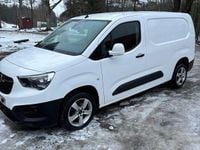 Begagnad Opel Combo 102 HK (75 kW) 2020 Minibuss