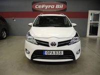 begagnad Toyota Verso 1.6 7 sist , 111hk , Dragkrok