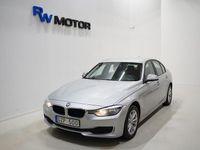 Begagnad BMW 318 143 HK (105 kW) 2012 Silver Sedan