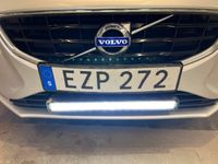 begagnad Volvo V40 D2 NY KAMREM BLUETOOTH XENON AC Euro 6 0% RÄNTA