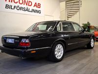 begagnad Jaguar XJ SOVEREIGN 4.0 V8 284 HK SKINN AC