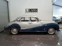 Begagnad BMW 502 140 HK (102 kW) 1959 Mörkblå Sedan