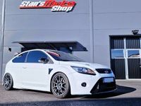Begagnad Ford Focus RS 305 HK (224 kW) 2010 Vit Halvkombi