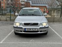 begagnad Volvo S40 2.0 bensin manuell