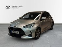 Begagnad Toyota Yaris Hybrid 2024 Silver