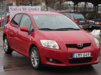 Begagnad Toyota Auris 132 HK (97 kW) 2009 Röd Halvkombi