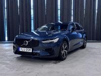 Begagnad Volvo V90 Ultimate 253 HK (186 kW) 2023 Mörkblå Kombi