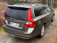 begagnad Volvo V70 2.0 F Summum Drag Herrgårdspkt Värmare