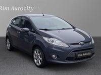 Begagnad Ford Fiesta Titanium 69 HK (50 kW) 2011 Grå Halvkombi