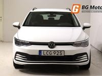 Begagnad VW Golf VIII 131 HK (96 kW) 2021 Vit Kombi