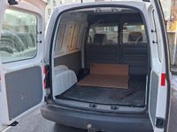 Begagnad VW Caddy 109 HK (80 kW) 2010 Minibuss