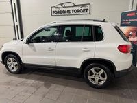 Begagnad VW Tiguan 140 HK (102 kW) 2011 Vit SUV