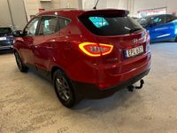 begagnad Hyundai ix35 2.0 CRDi 4WD Nyservad / Drag / Motorvärmare