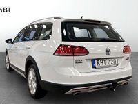 Begagnad VW Golf Alltrack 180 HK (132 kW) 2018 Vit Kombi