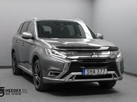 Begagnad Mitsubishi Outlander 224 HK (164 kW) 2020 Grå SUV