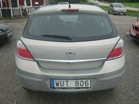 begagnad Opel Astra 1.6 Twinport 105hk