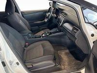 Begagnad Nissan Leaf N-Connecta 110 kW (150 HK) 2019 Vit Halvkombi
