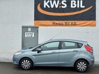 Begagnad Ford Fiesta Trend 75 HK (55 kW) 2010 Grå Halvkombi