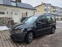 Begagnad VW Caddy 75 HK (55 kW) 2016 Minibuss