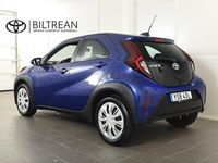 Begagnad Toyota Aygo X Play 72 HK (52 kW) 2024 Blå SUV