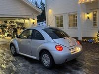 Begagnad VW New Beetle 116 HK (85 kW) 1999 Halvkombi