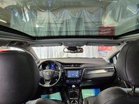 Begagnad Toyota Avensis Executive 143 HK (105 kW) 2015 Metallic Kombi