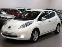 begagnad Nissan Leaf 30 kWh 4000mil Navi SoV-däck M-värm MOMS 109hk