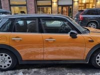 Begagnad Mini Cooper D 116 HK (85 kW) 2015 Halvkombi