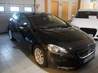 Begagnad Volvo V40 Kinetic 120 HK (88 kW) 2015 Svart Halvkombi