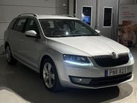 Begagnad Skoda Octavia Elegance 150 HK (110 kW) 2014 Silver Halvkombi