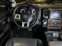 begagnad Dodge Ram Crew Cab 5.7 V8 Höjd Leer Laramie T-Lucka 395