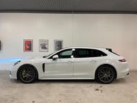 Begagnad Porsche Panamera Sport Turismo 330 HK (242 kW) 2018 Vit Kombi