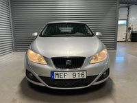 Begagnad Seat Ibiza Style 86 HK (63 kW) 2011 Silver Halvkombi