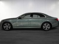 Begagnad Mercedes E220 Avantgarde 197 HK (144 kW) 2024 Grön Sedan