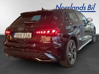 Begagnad Audi A3 S-Line 150 HK (110 kW) 2024 Mytsvart metallic