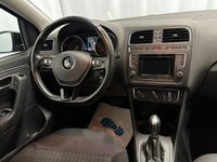 begagnad VW Polo 5-dörrar / 1.2 TSI DSG / Sekventiell / Parke