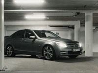 Begagnad Mercedes C350 231 HK (169 kW) 2011 Gray metallic Sedan